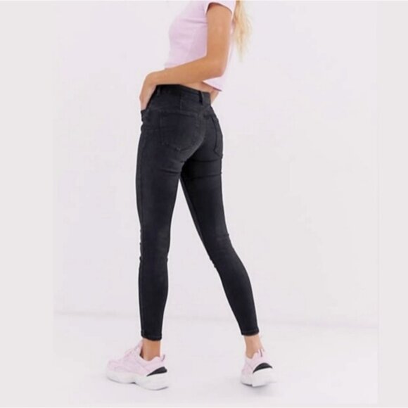 BERSHKA "Push Up" Mid Rise Jeans- Size 04 (fits slightly slimmer) - Picture 1 of 16